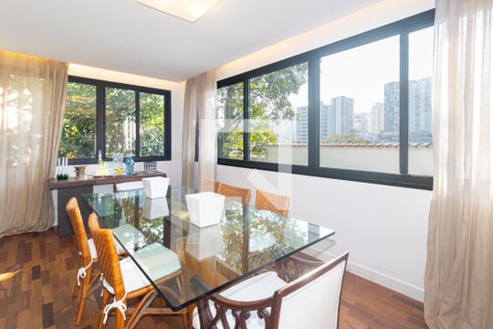 Sala de Jantar de casa à venda com 3 quartos, 360m² em Indianópolis, São Paulo