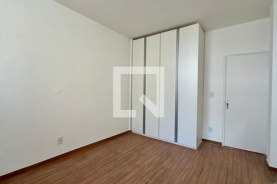 Quarto  de apartamento à venda com 3 quartos, 100m² em São Pedro, Belo Horizonte