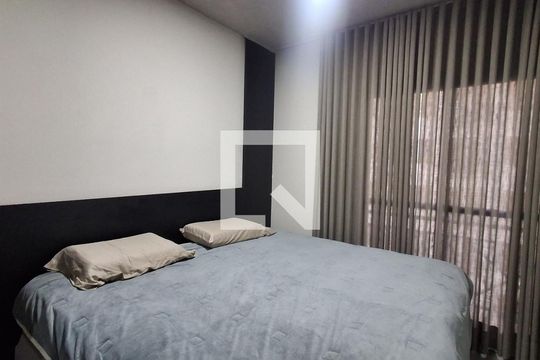 Quarto de kitnet/studio para alugar com 1 quarto, 40m² em Santa Paula, São Caetano do Sul