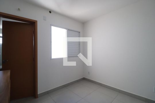 Quarto 1 - Suíte de apartamento para alugar com 3 quartos, 70m² em Granja Marileusa, Uberlândia