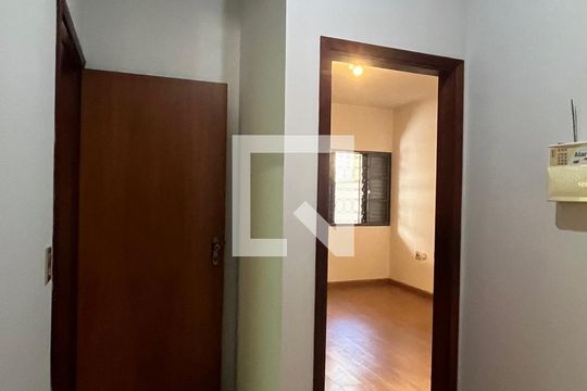 Casa para alugar com 3 quartos, 260m² em Jardim Guanabara, Campinas