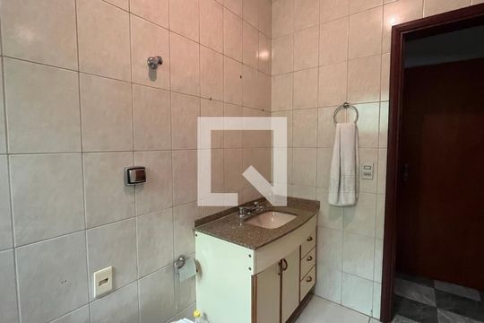 Casa para alugar com 3 quartos, 260m² em Jardim Guanabara, Campinas