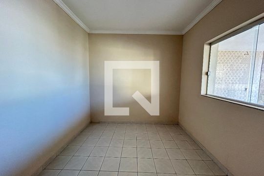 Casa à venda com 4 quartos, 240m² em Tupi, Belo Horizonte