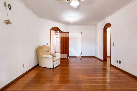 Casa para alugar com 1 quarto, 518m² em Centro, Gravataí