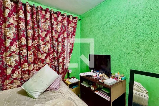 Casa para alugar com 4 quartos, 140m² em Jardim Iv Centenario, Guarulhos