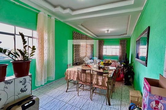 Casa para alugar com 4 quartos, 140m² em Jardim Iv Centenario, Guarulhos