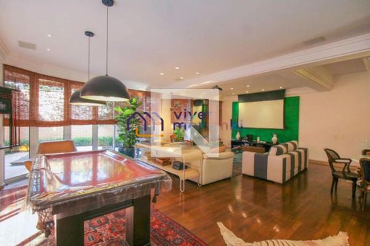 Casa à venda com 3 quartos, 606m² em Cidade Jardim, São Paulo