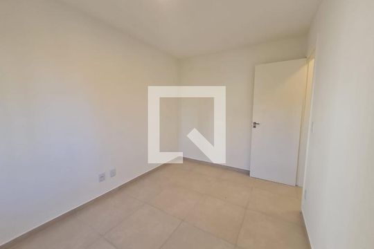 Quarto de apartamento à venda com 2 quartos, 51m² em Jardim Neide, São Paulo