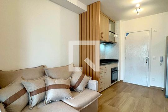 Sala de apartamento para alugar com 1 quarto, 37m² em Vila Anglo Brasileira, São Paulo