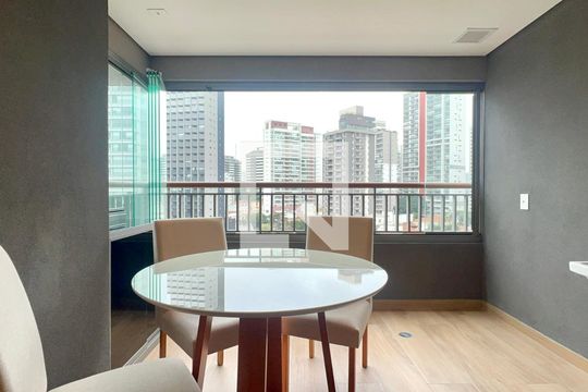 Varanda de apartamento para alugar com 1 quarto, 37m² em Vila Anglo Brasileira, São Paulo