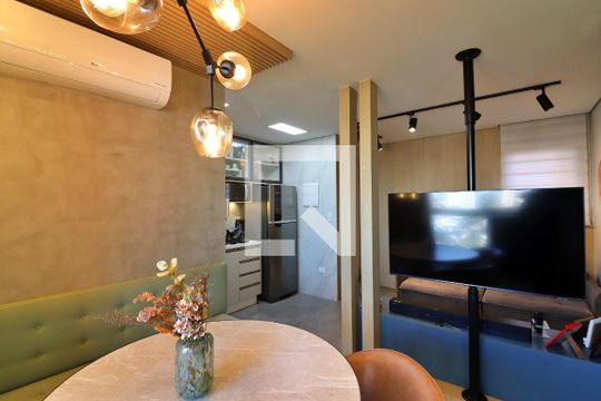 Sala  de apartamento à venda com 2 quartos, 58m² em Vila Dusi, São Bernardo do Campo