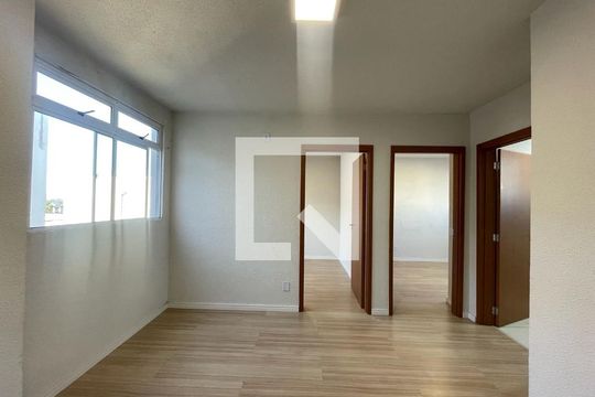 Sala de apartamento à venda com 2 quartos, 56m² em Canudos, Novo Hamburgo
