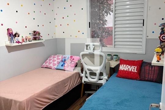 Quarto de apartamento à venda com 2 quartos, 45m² em bloco 14 apto 01 , Sumaré