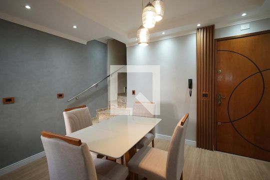 Sala de apartamento à venda com 2 quartos, 106m² em Santa Terezinha, Santo André