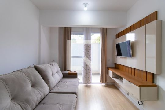 Sala de apartamento para alugar com 2 quartos, 55m² em Jardim Barro Branco, Cotia