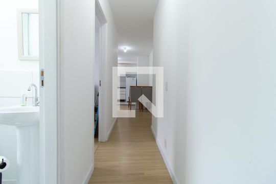 Corredor de apartamento para alugar com 2 quartos, 55m² em Jardim Barro Branco, Cotia