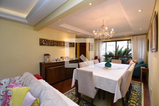 Sala de casa de condomínio à venda com 4 quartos, 200m² em Santa Felicidade, Curitiba