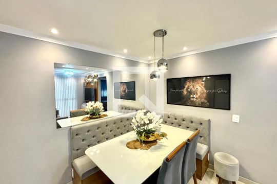 Sala de apartamento à venda com 2 quartos, 47m² em Itaquera, São Paulo