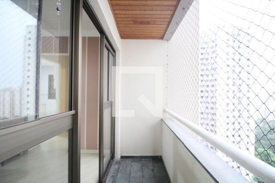 Apartamento à venda com 2 quartos, 68m² em Chácara Agrindus, Taboão da Serra
