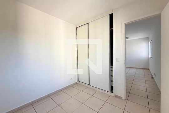 Quarto 1 de apartamento à venda com 2 quartos, 57m² em Cinquentenario, Belo Horizonte