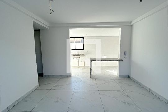 Apartamento à venda com 2 quartos, 138m² em Cabral , Contagem