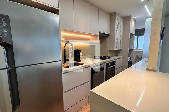 Apartamento para alugar com 1 quarto, 50m² em Jardim das Acacias, São Paulo