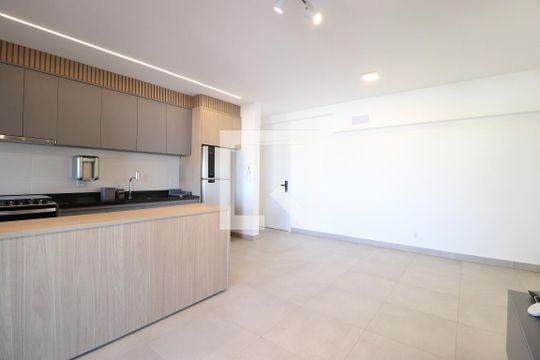 Sala de apartamento para alugar com 3 quartos, 115m² em Gávea, Uberlândia