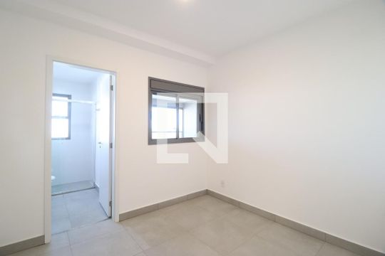 Quarto 1 - Suíte de apartamento para alugar com 3 quartos, 115m² em Gávea, Uberlândia