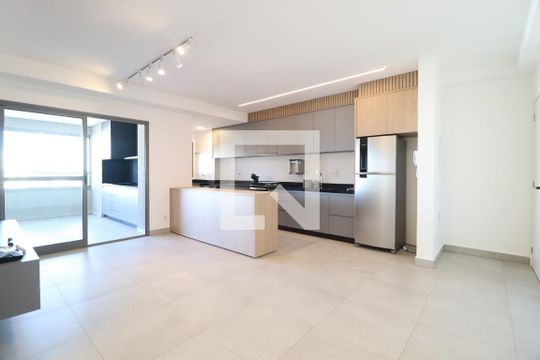 Sala de apartamento para alugar com 3 quartos, 115m² em Gávea, Uberlândia