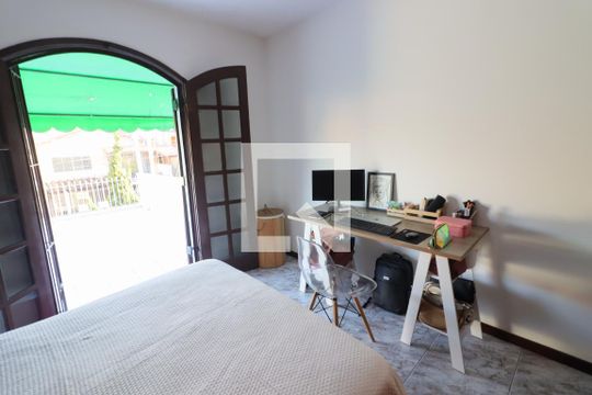 Suite 1 de casa à venda com 3 quartos, 180m² em Bela Vista, Osasco