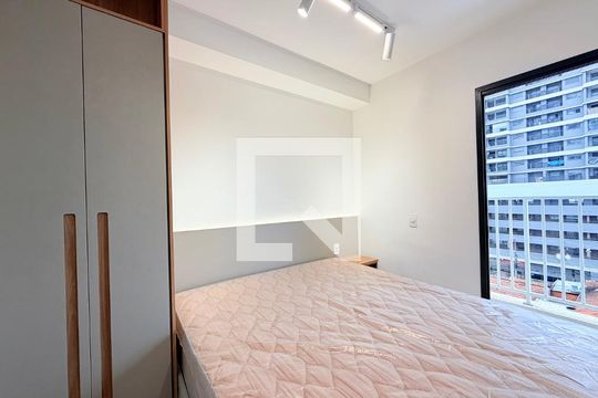 Studio de kitnet/studio para alugar com 1 quarto, 26m² em Santo Amaro, São Paulo