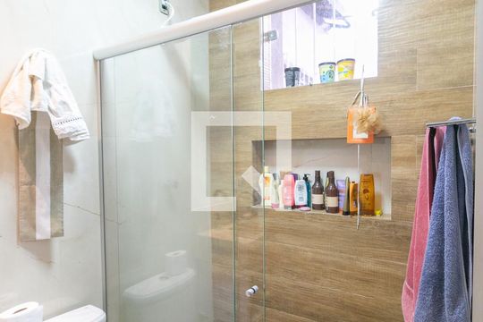 Casa para alugar com 3 quartos, 390m² em Planalto, Belo Horizonte