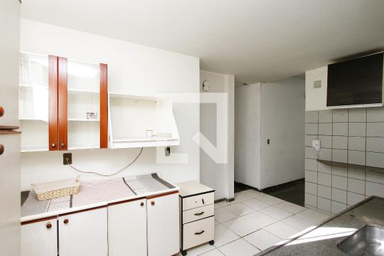 Cozinha de apartamento para alugar com 3 quartos, 110m² em São Lucas, Belo Horizonte