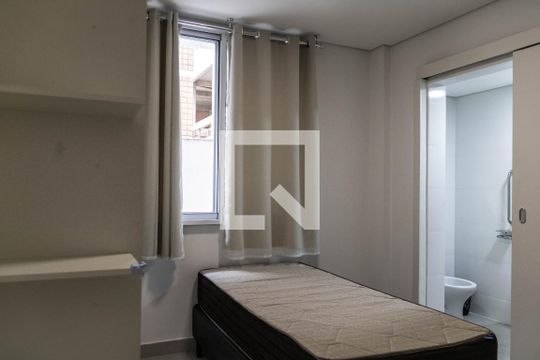 Suíte de apartamento para alugar com 2 quartos, 80m² em Buritis, Belo Horizonte