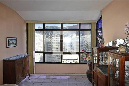 Sala de apartamento para alugar com 2 quartos, 88m² em Copacabana, Rio de Janeiro