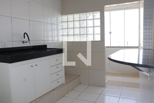 Apartamento para alugar com 2 quartos, 74m² em Setor dos Afonsos, Goiânia