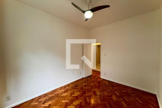 Apartamento à venda com 2 quartos, 77m² em Flamengo, Rio de Janeiro