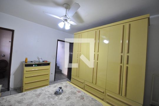 Suíte de casa para alugar com 3 quartos, 172m² em Vila Maria Alta, São Paulo