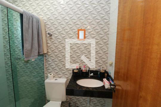 Banheiro da Suíte de casa à venda com 2 quartos, 75m² em Vila Antonieta, São Paulo