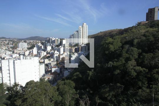 Vista do Quarto de kitnet/studio para alugar com 1 quarto, 24m² em Dom Bosco, Juiz de Fora