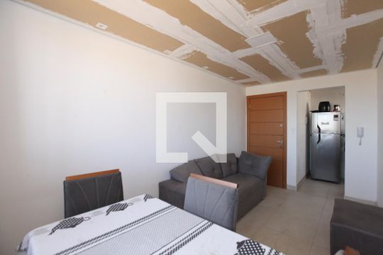 Apartamento à venda com 2 quartos, 43m² em Diamante, Belo Horizonte