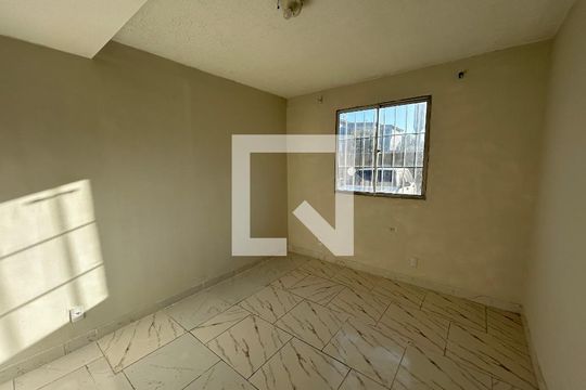 Quarto de apartamento para alugar com 1 quarto, 45m² em Pavuna, Nilópolis