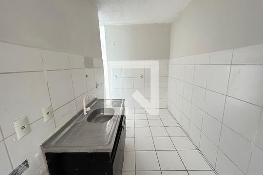 Cozinha de apartamento para alugar com 1 quarto, 45m² em Pavuna, Nilópolis