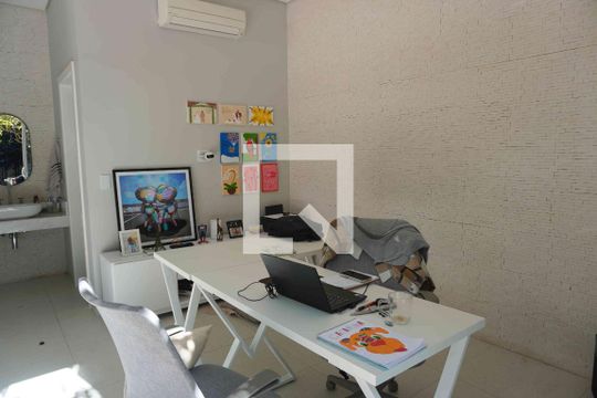 Escritório de casa de condomínio à venda com 4 quartos, 390m² em Residencial Seis (alphaville), Santana de Parnaíba