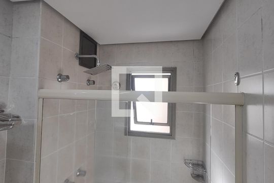 Banheiro de apartamento à venda com 1 quarto, 37m² em Santa Paula, São Caetano do Sul