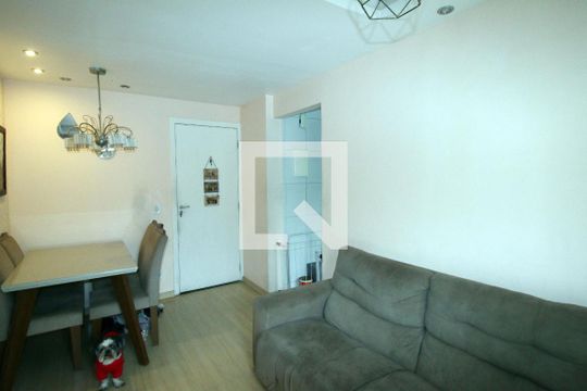Sala de apartamento à venda com 2 quartos, 47m² em Irajá, Rio de Janeiro