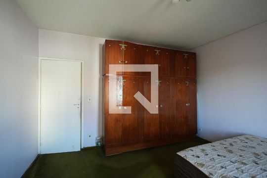 Suíte de casa à venda com 3 quartos, 163m² em Vila Alice, Santo André