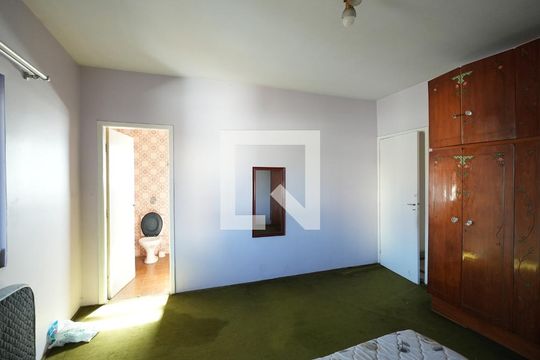 Suíte de casa à venda com 3 quartos, 163m² em Vila Alice, Santo André