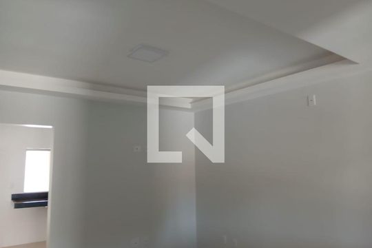 Sala de casa para alugar com 2 quartos, 250m² em Sítios Santa Luzia, Goiânia