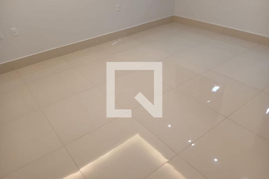 Sala de casa para alugar com 2 quartos, 250m² em Sítios Santa Luzia, Goiânia